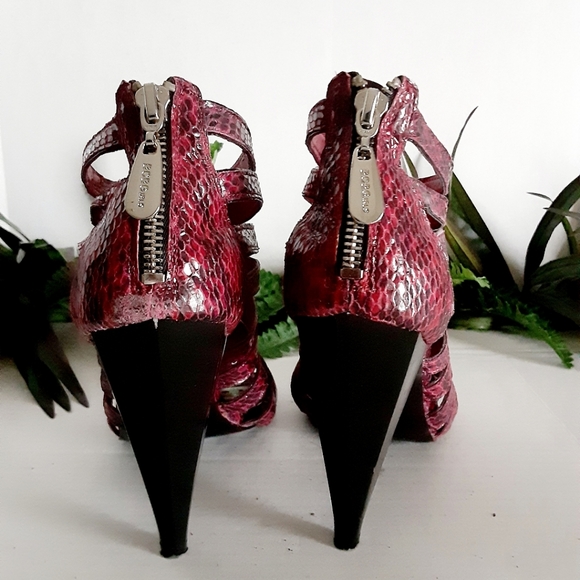 Bcbgeneration "Single" Strappy Snake Embossed Pump - Picture 4 of 16